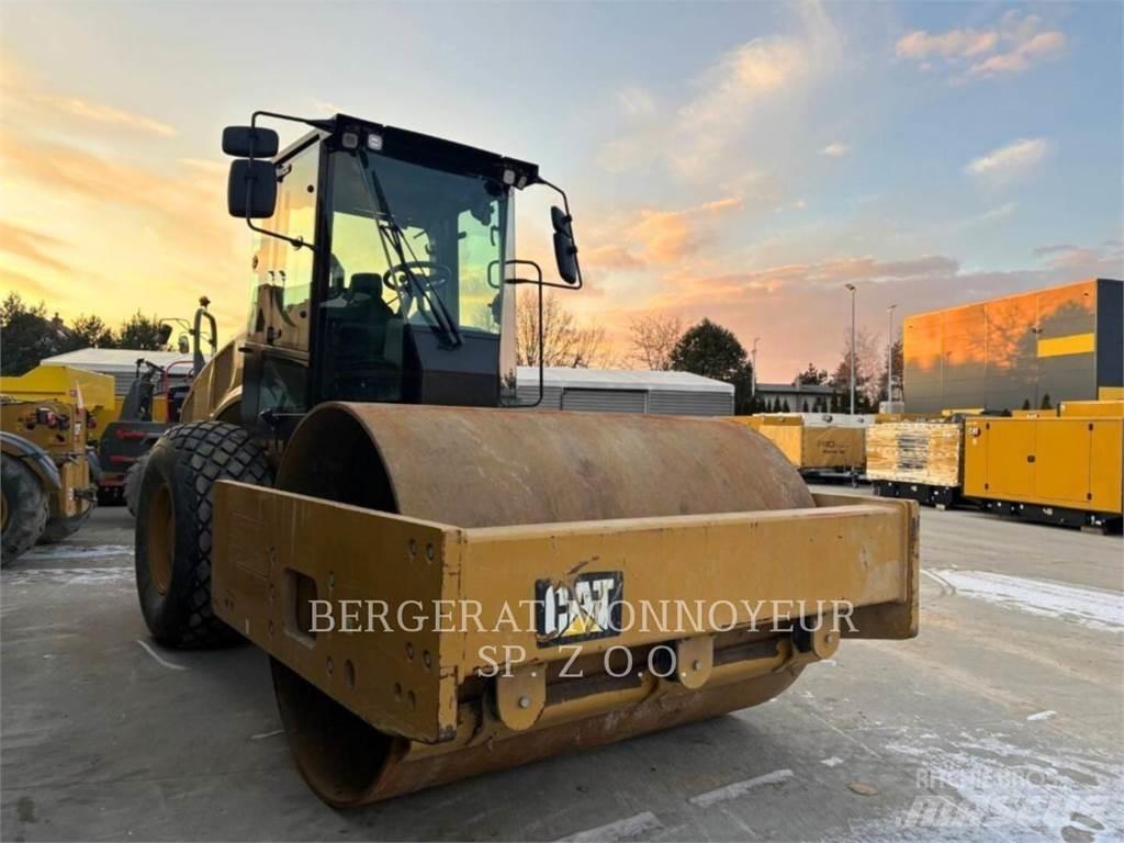 CAT CS64B Tek tamburlu silindirler