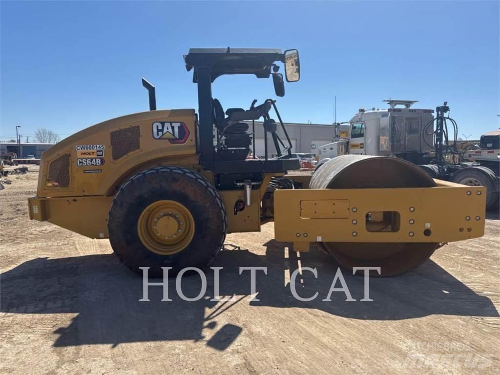 CAT CS64B Tek tamburlu silindirler