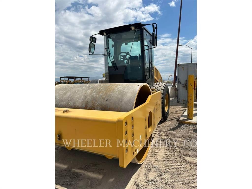 CAT CS74B Tek tamburlu silindirler