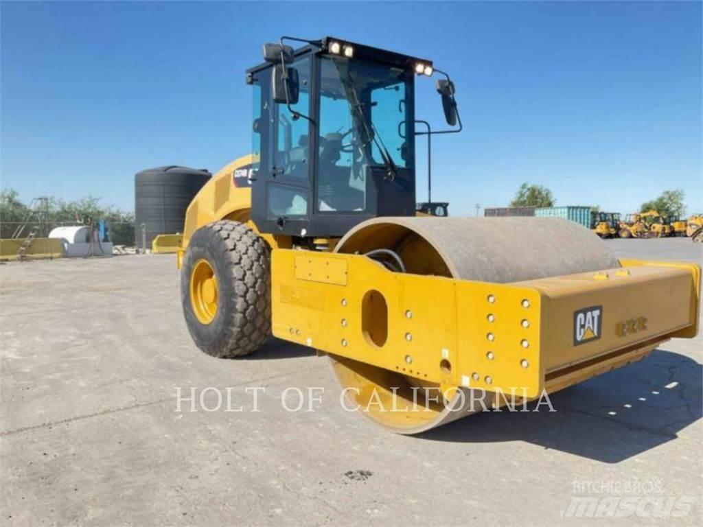 CAT CS74B Tek tamburlu silindirler
