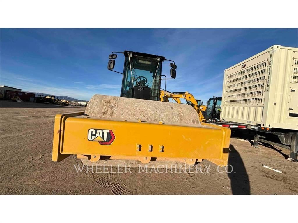 CAT CS74B Tek tamburlu silindirler