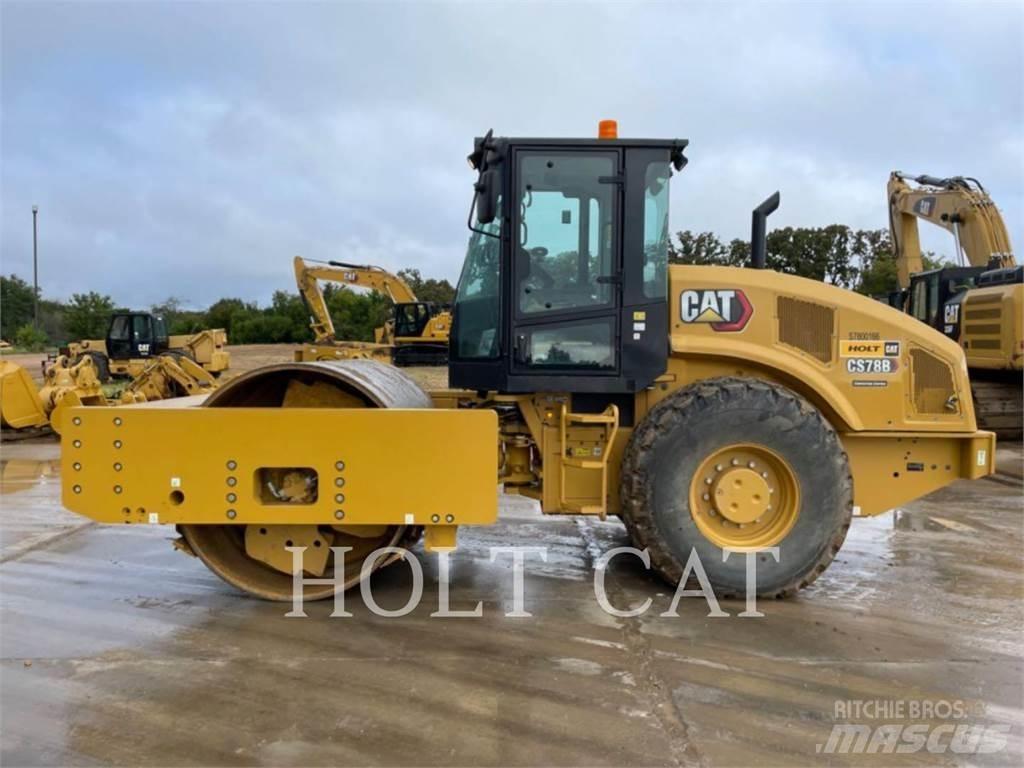 CAT CS78B Tek tamburlu silindirler