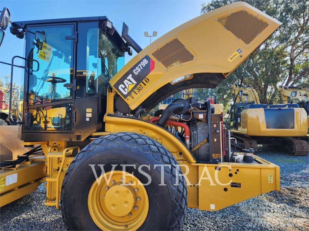 CAT CS79BLRC Tek tamburlu silindirler