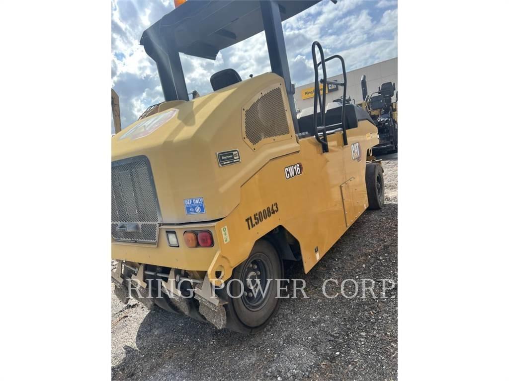 CAT CW16 Çift tamburlu silindirler