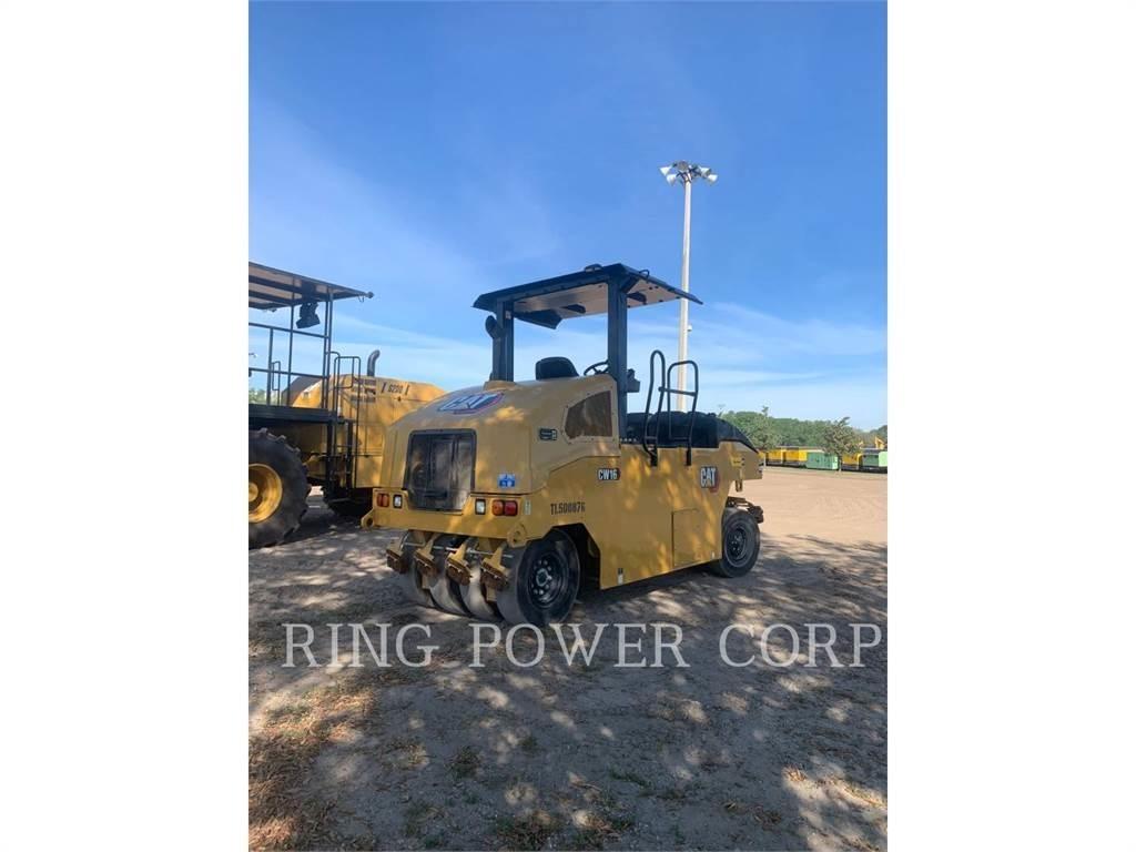 CAT CW16 Çift tamburlu silindirler