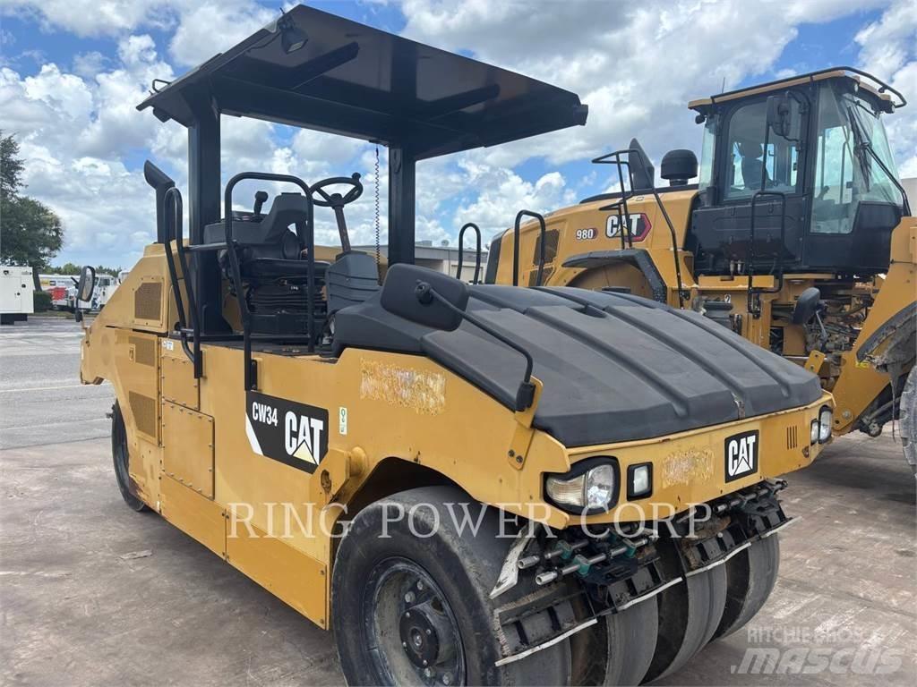 CAT CW34 Çift tamburlu silindirler