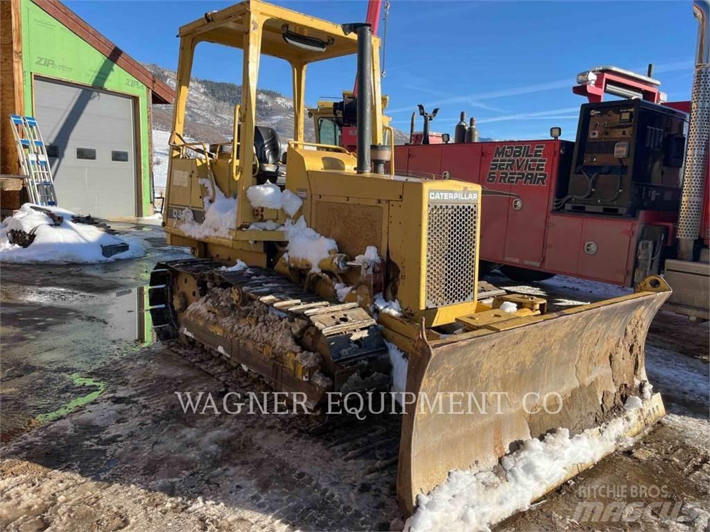 CAT D1 Paletli dozerler