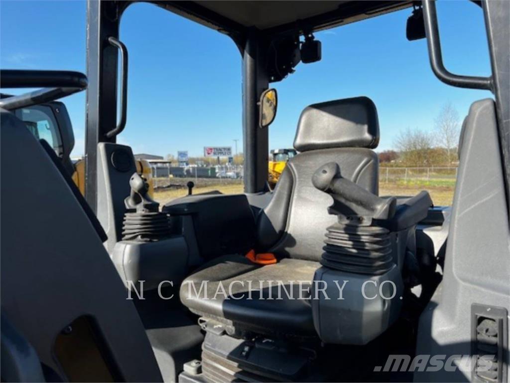 CAT D2 XLCN Paletli dozerler