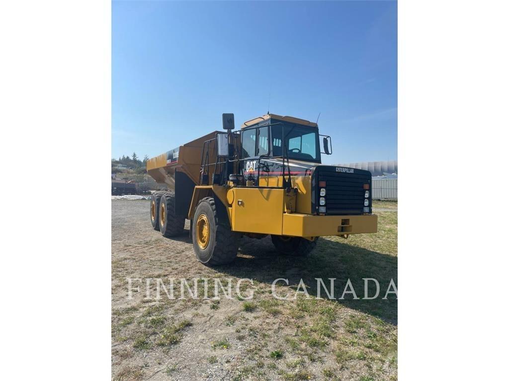 CAT D300E Belden kirma kaya kamyonu