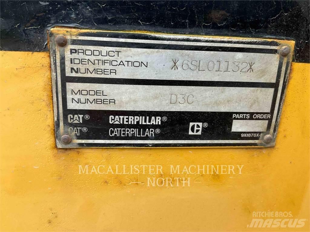 CAT D3CX Paletli dozerler