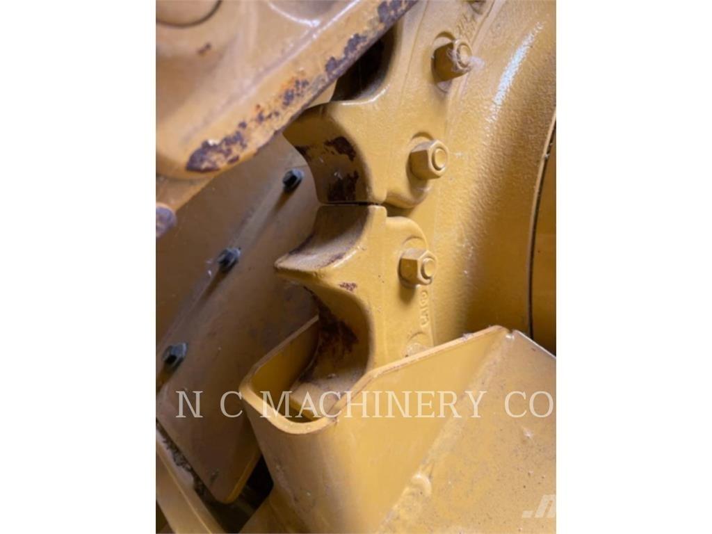 CAT D3K2 XLCB Paletli dozerler