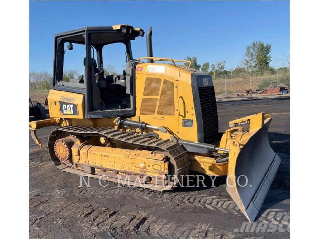 CAT D3K2 XLCN Paletli dozerler