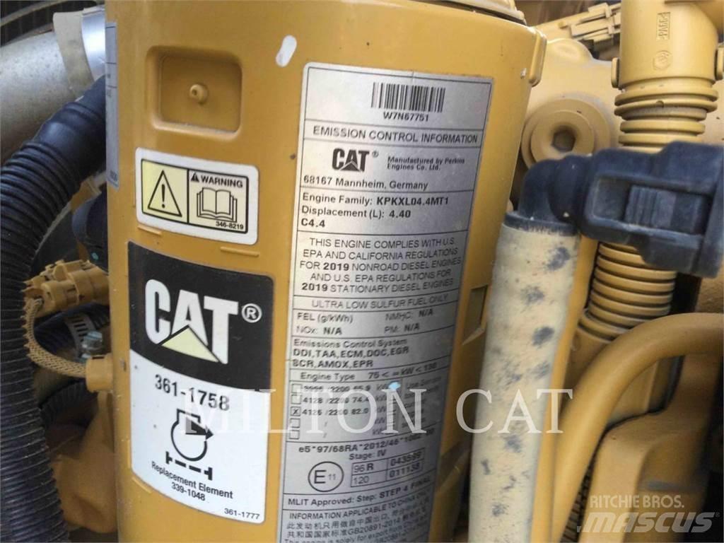 CAT D3K2LGP Paletli dozerler