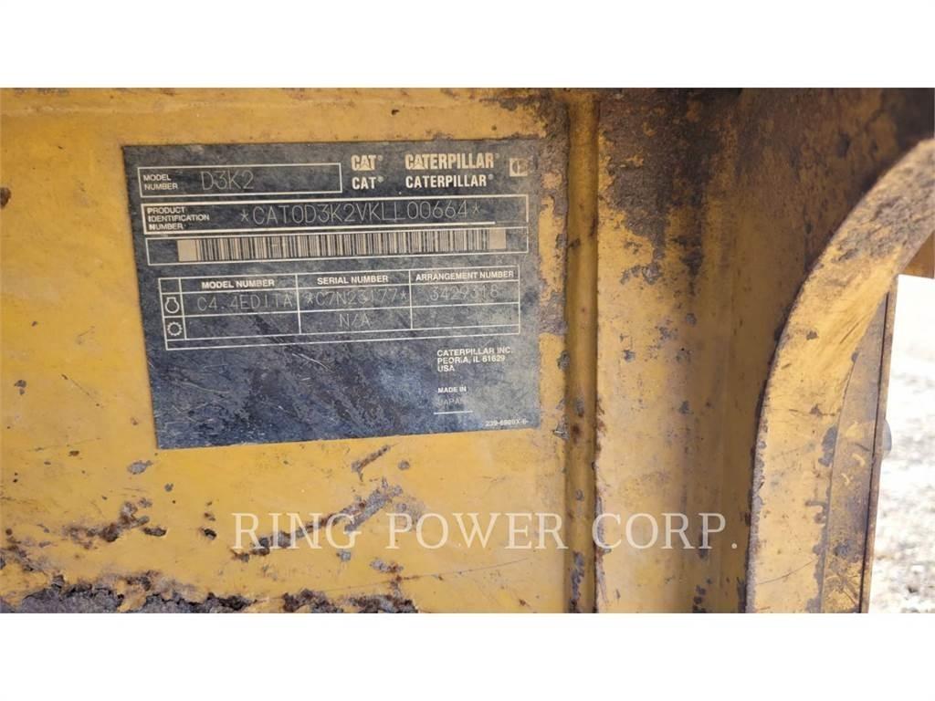 CAT D3K2LGP Paletli dozerler