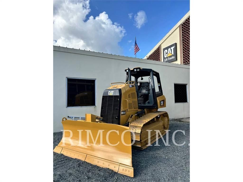 CAT D3K2XL Paletli dozerler