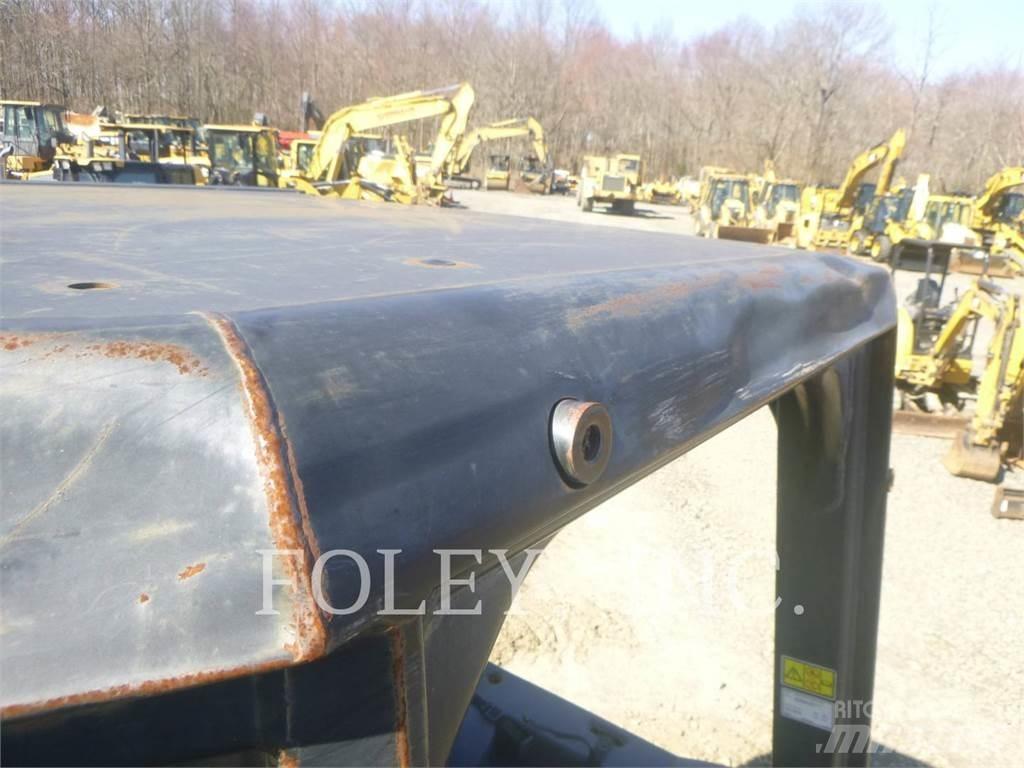 CAT D3K2XL Paletli dozerler