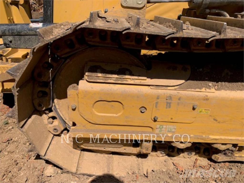 CAT D3XLCB Paletli dozerler