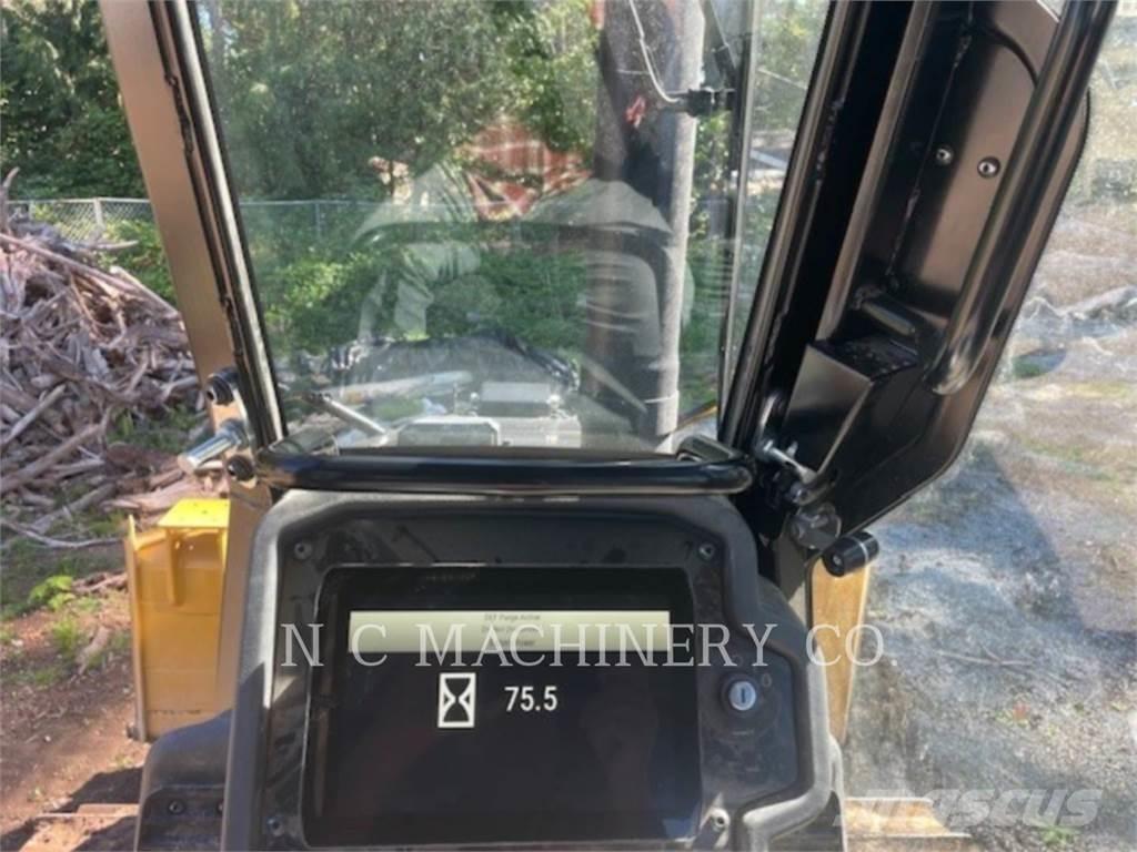 CAT D3XLCB Paletli dozerler