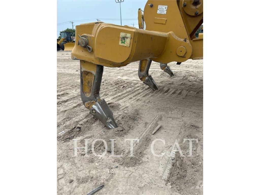 CAT D4 CAB3 Paletli dozerler