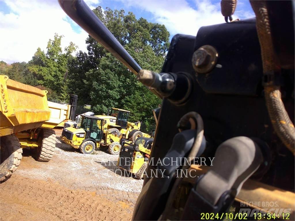 CAT D5 Paletli dozerler
