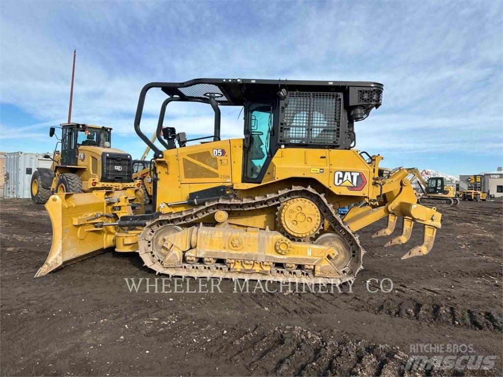 CAT D5-17 XL Paletli dozerler