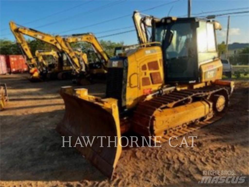 CAT D5K2 XL Paletli dozerler