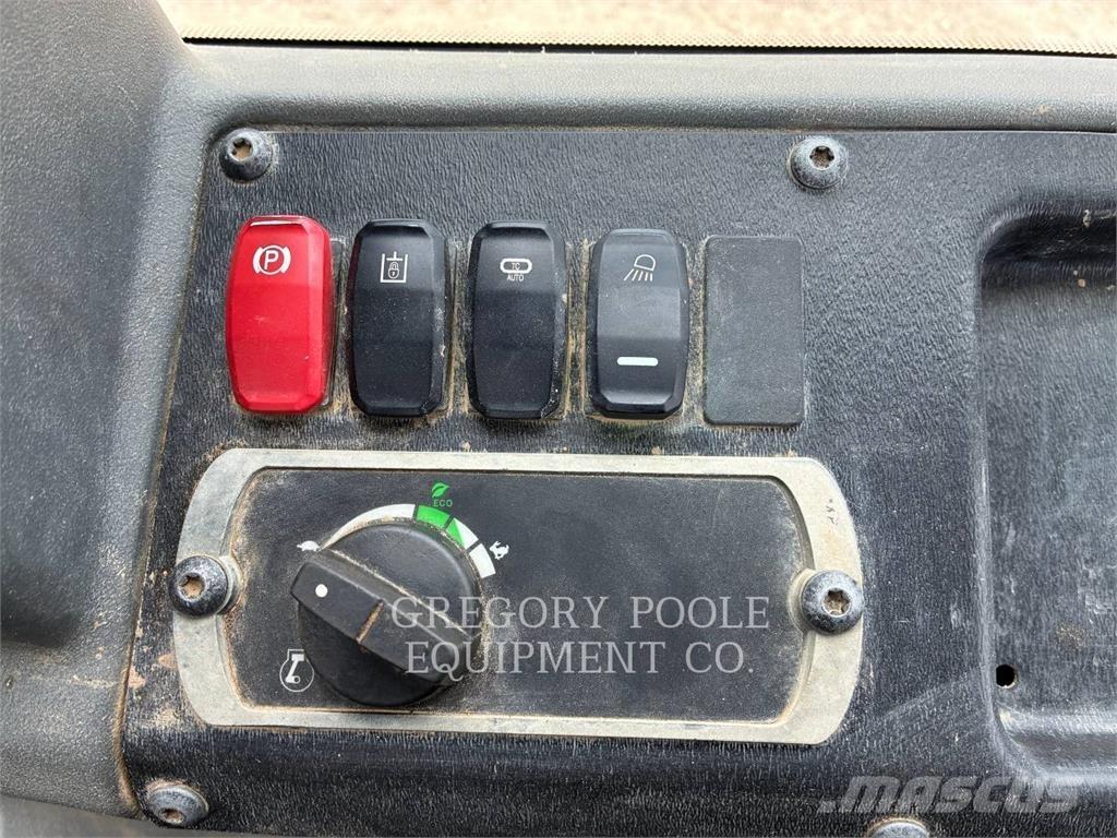 CAT D5K2LGP Paletli dozerler