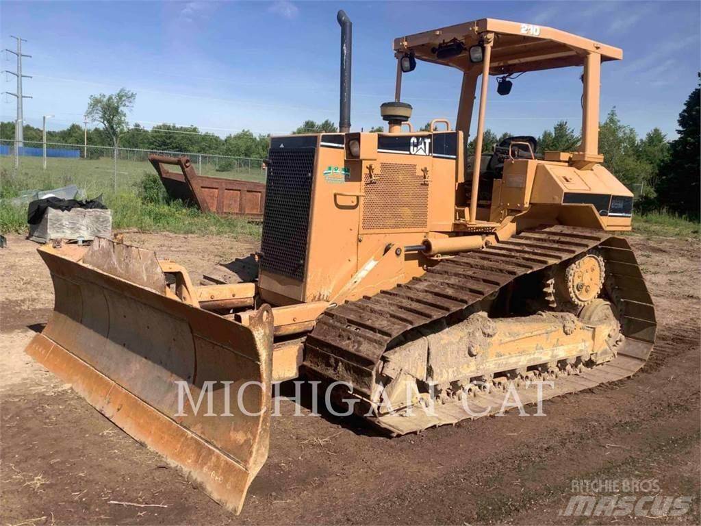 CAT D5ML Paletli dozerler