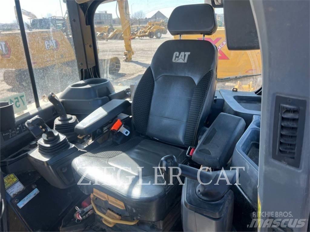 CAT D6-20LGP Paletli dozerler