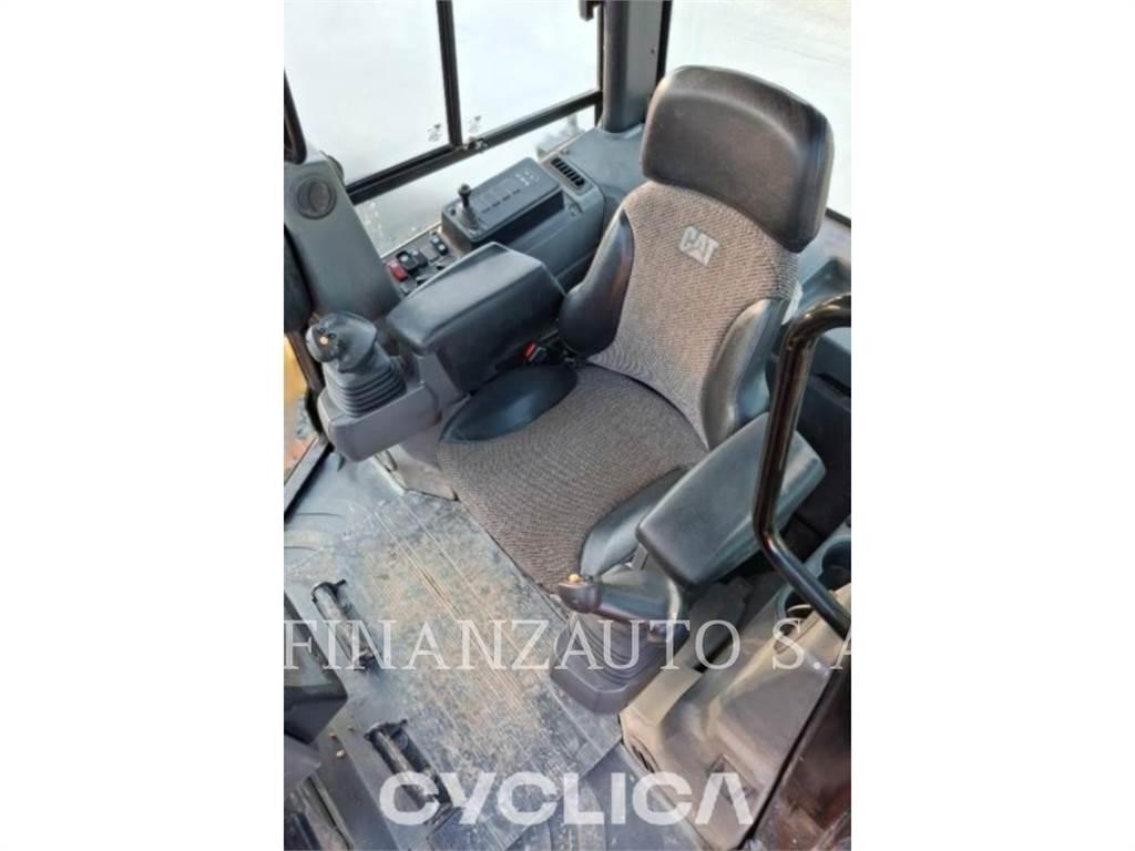 CAT D6K Paletli dozerler