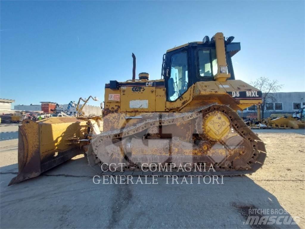 CAT D6M Paletli dozerler