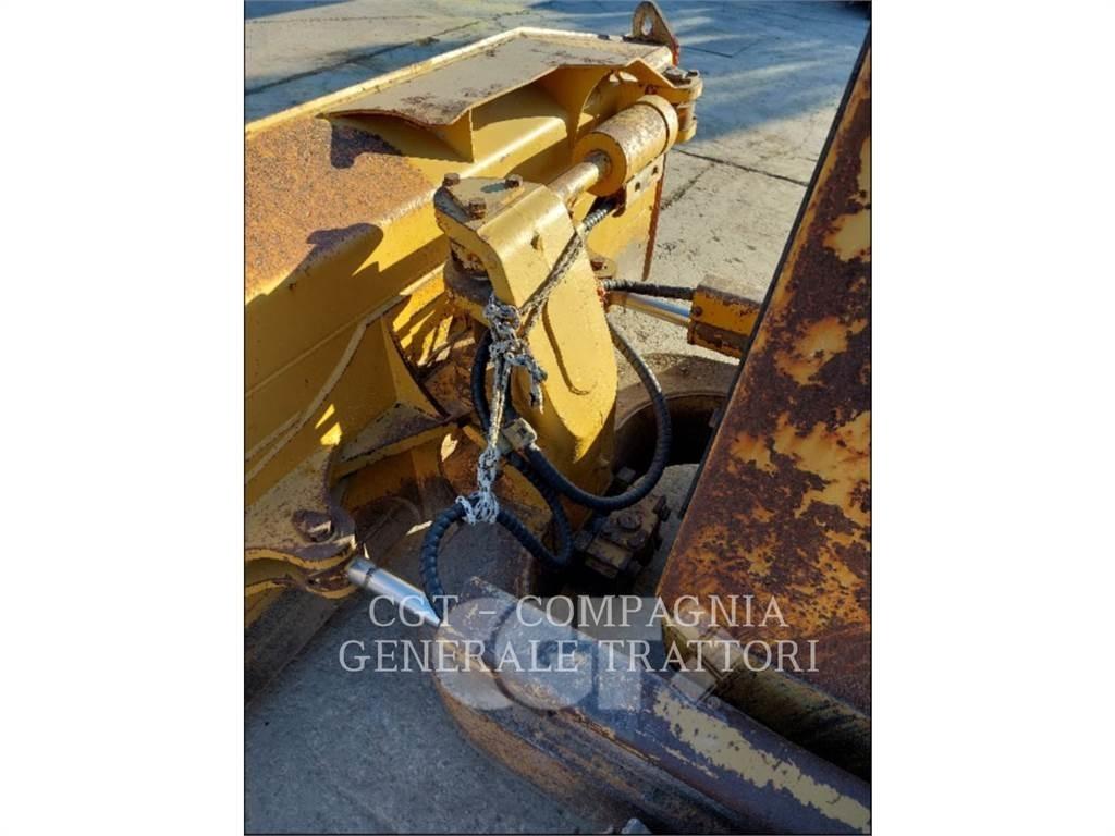 CAT D6M Paletli dozerler
