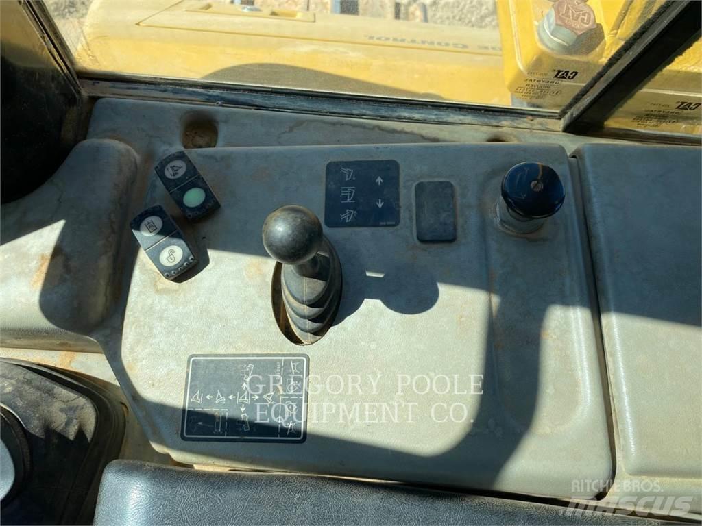 CAT D6NLGP Paletli dozerler
