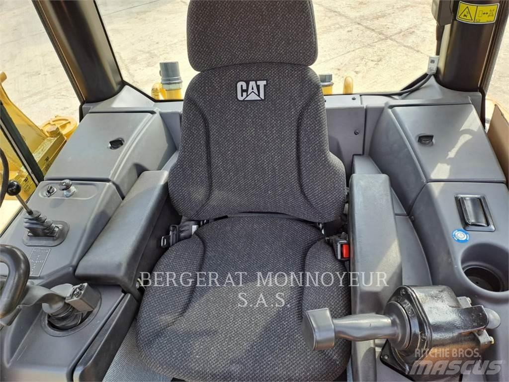 CAT D6NLGP Paletli dozerler