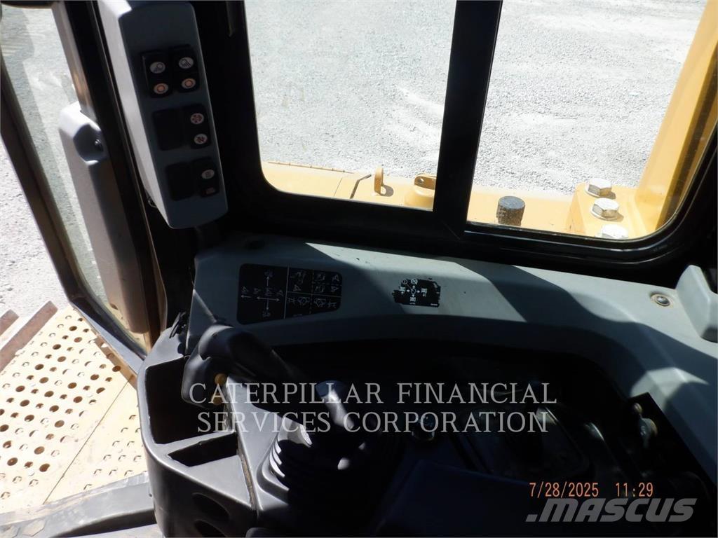CAT D6TVP Paletli dozerler