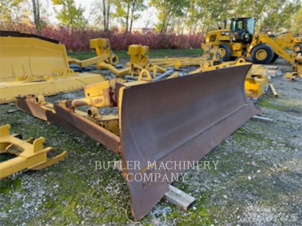 CAT D7 A BLADE Greyder biçaklari