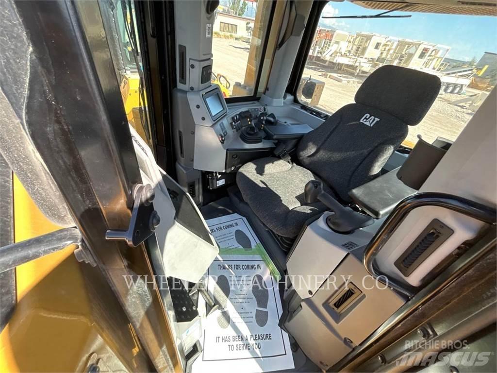 CAT D8 SU Paletli dozerler