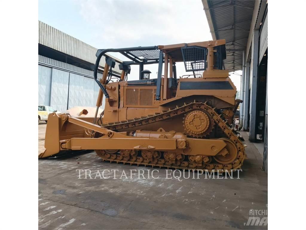 CAT D8N Paletli dozerler