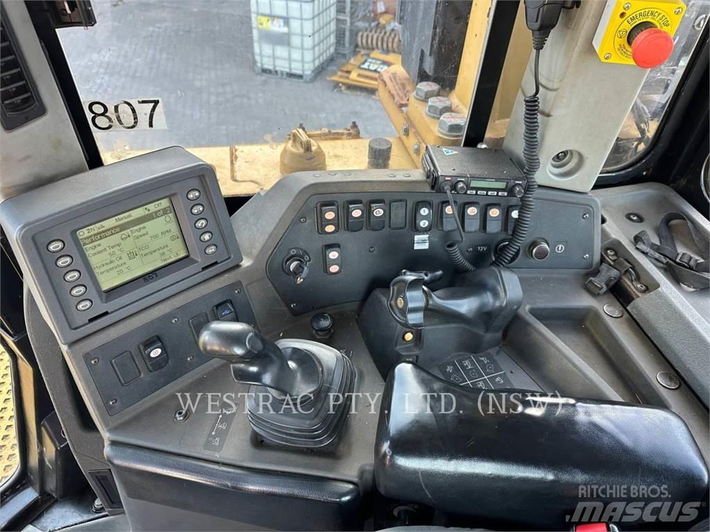 CAT D8T Paletli dozerler