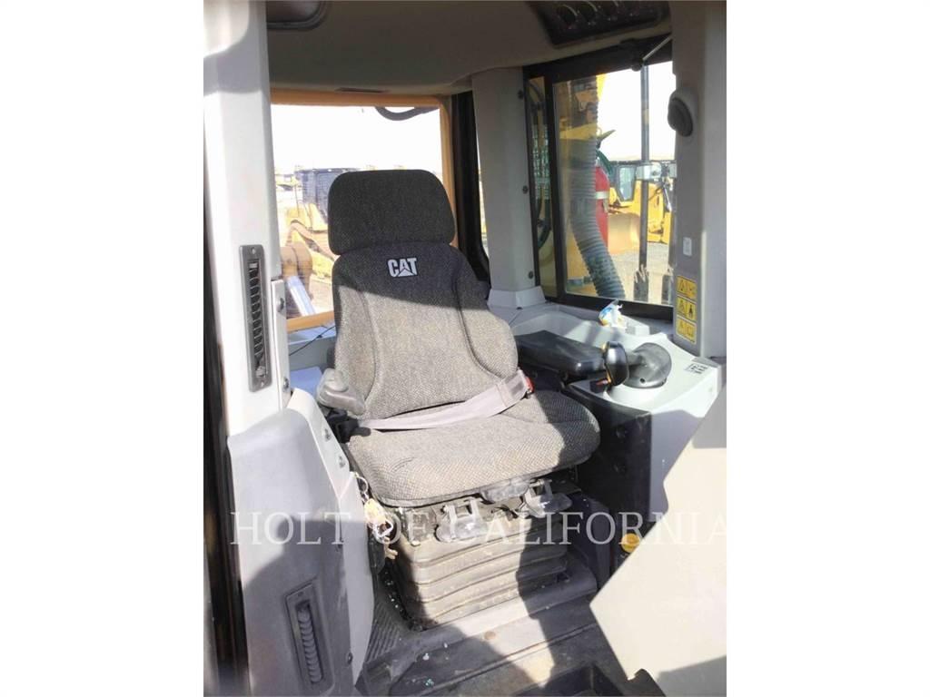 CAT D8T Paletli dozerler