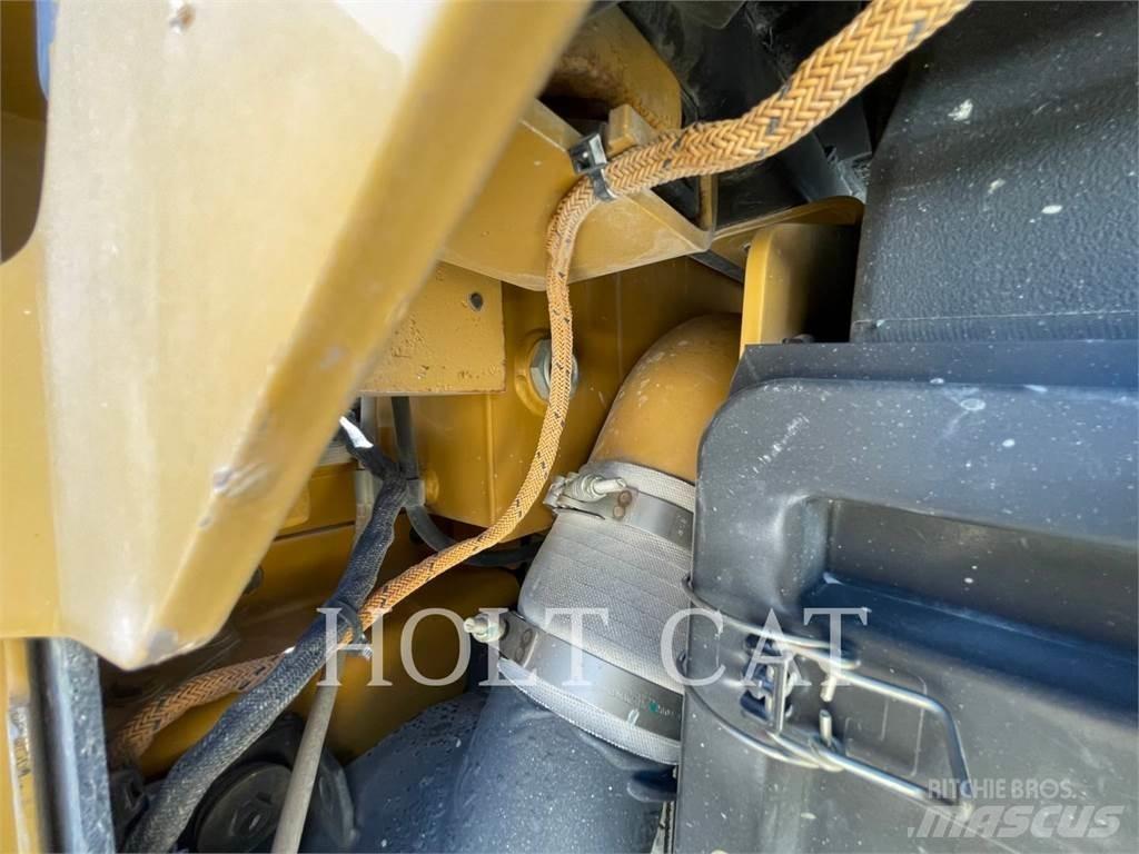 CAT D8T Paletli dozerler