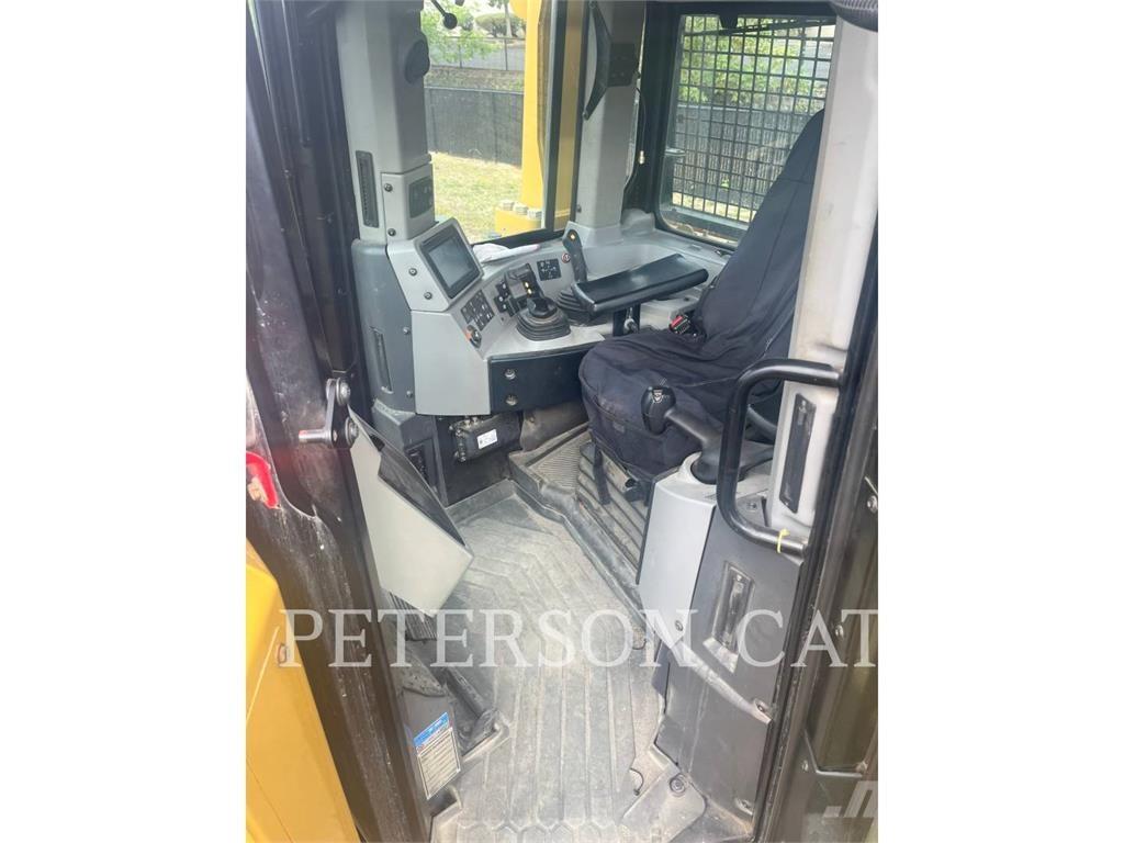 CAT D8T Paletli dozerler
