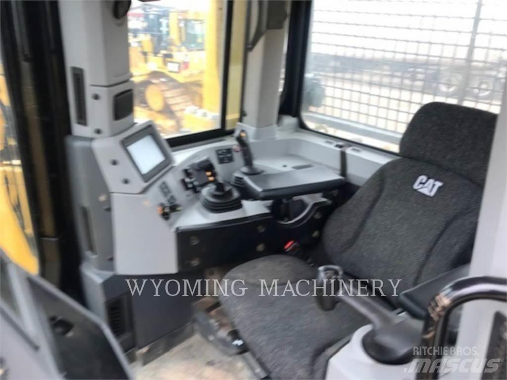 CAT D8T Paletli dozerler