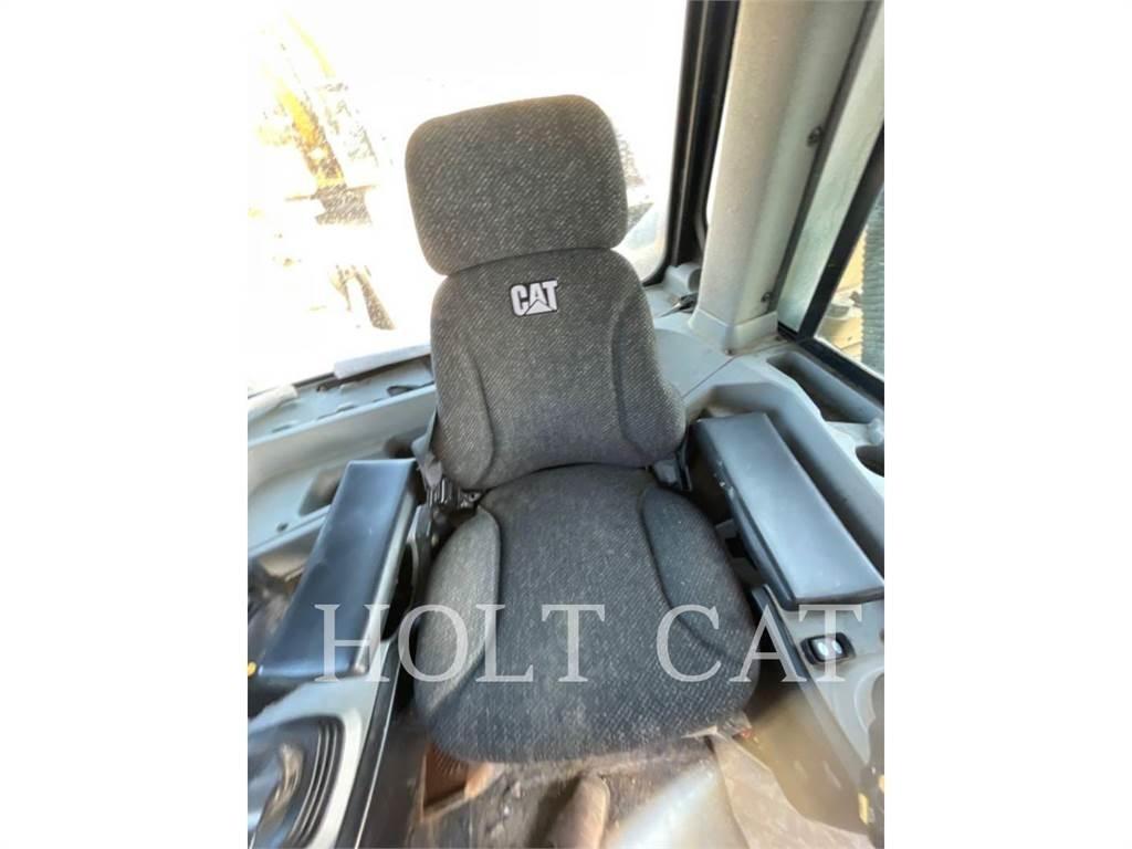 CAT D8T Paletli dozerler