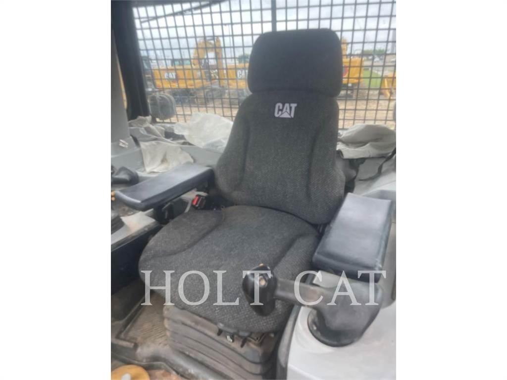 CAT D8T Paletli dozerler