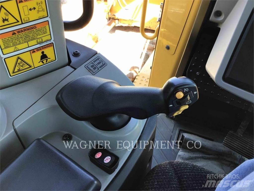 CAT D8T AW Paletli dozerler