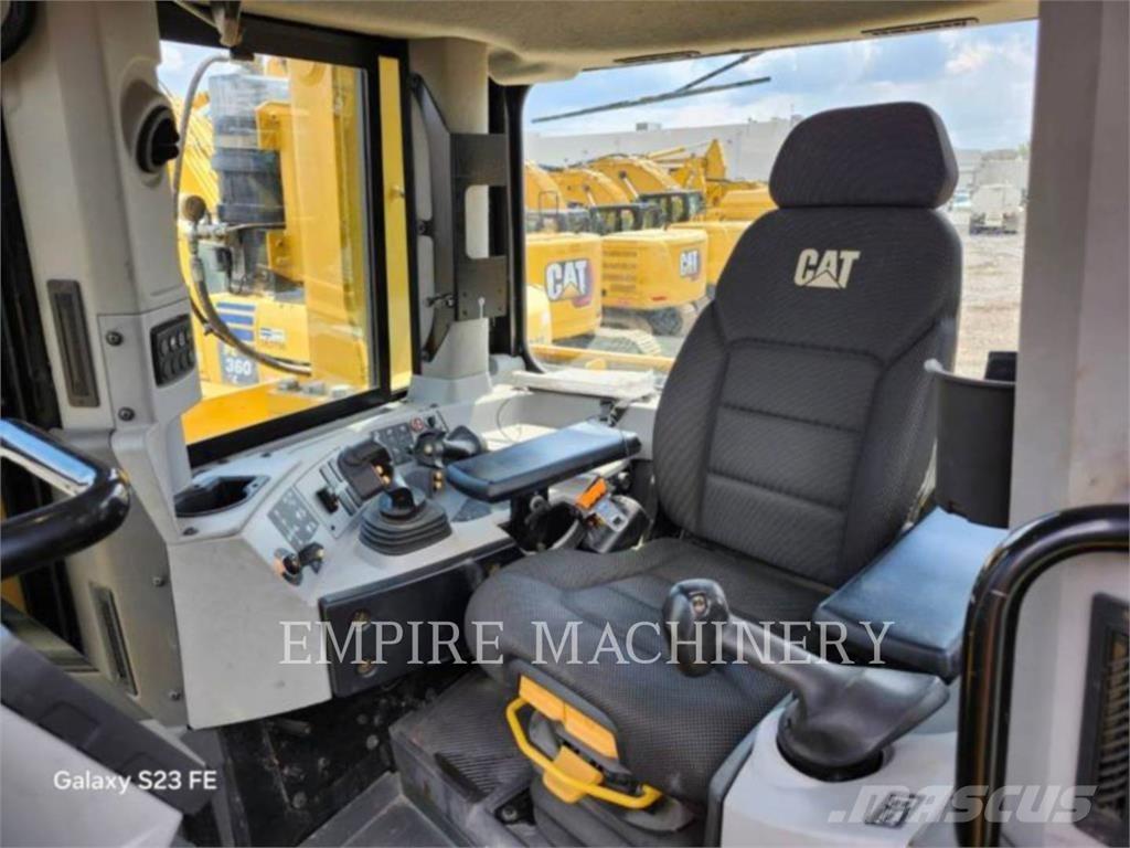 CAT D9-07A Paletli dozerler