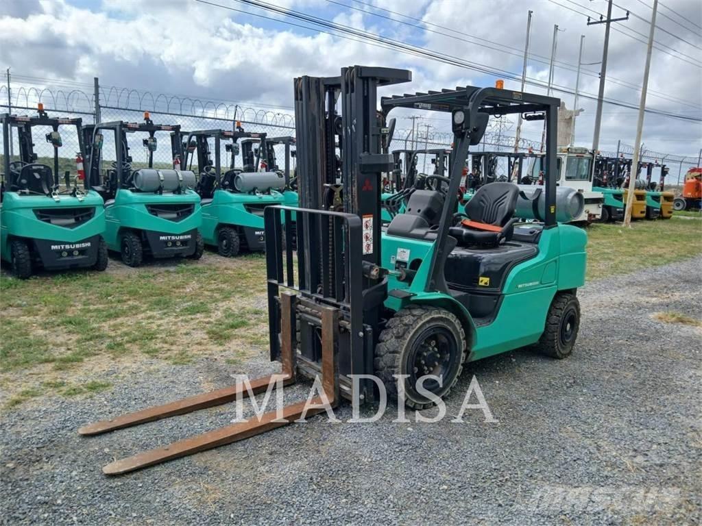 CAT FG30N5-GLE Diger