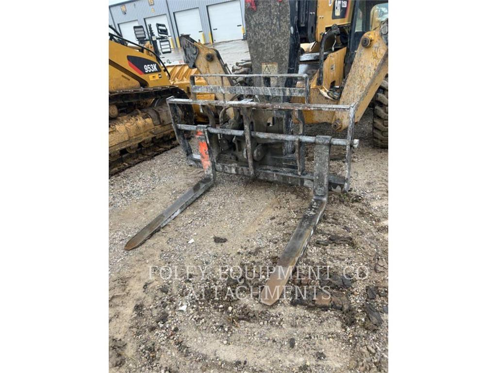 CAT FKTHT72W Teleskopik yükleyiciler