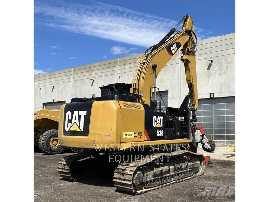 CAT FM538 Orman traktörleri